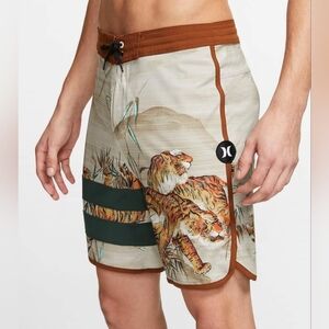 Hurley block party tiger style phantom boardshorts men's size 33